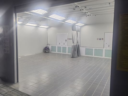 Tricar CE Approved Clean Shop Car Automotive Paint Preparation Station Preparation Bay Car Suv Preparation Room